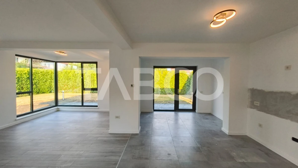 Casa noua de lux model deosebit de vanzare in Sebes - 7