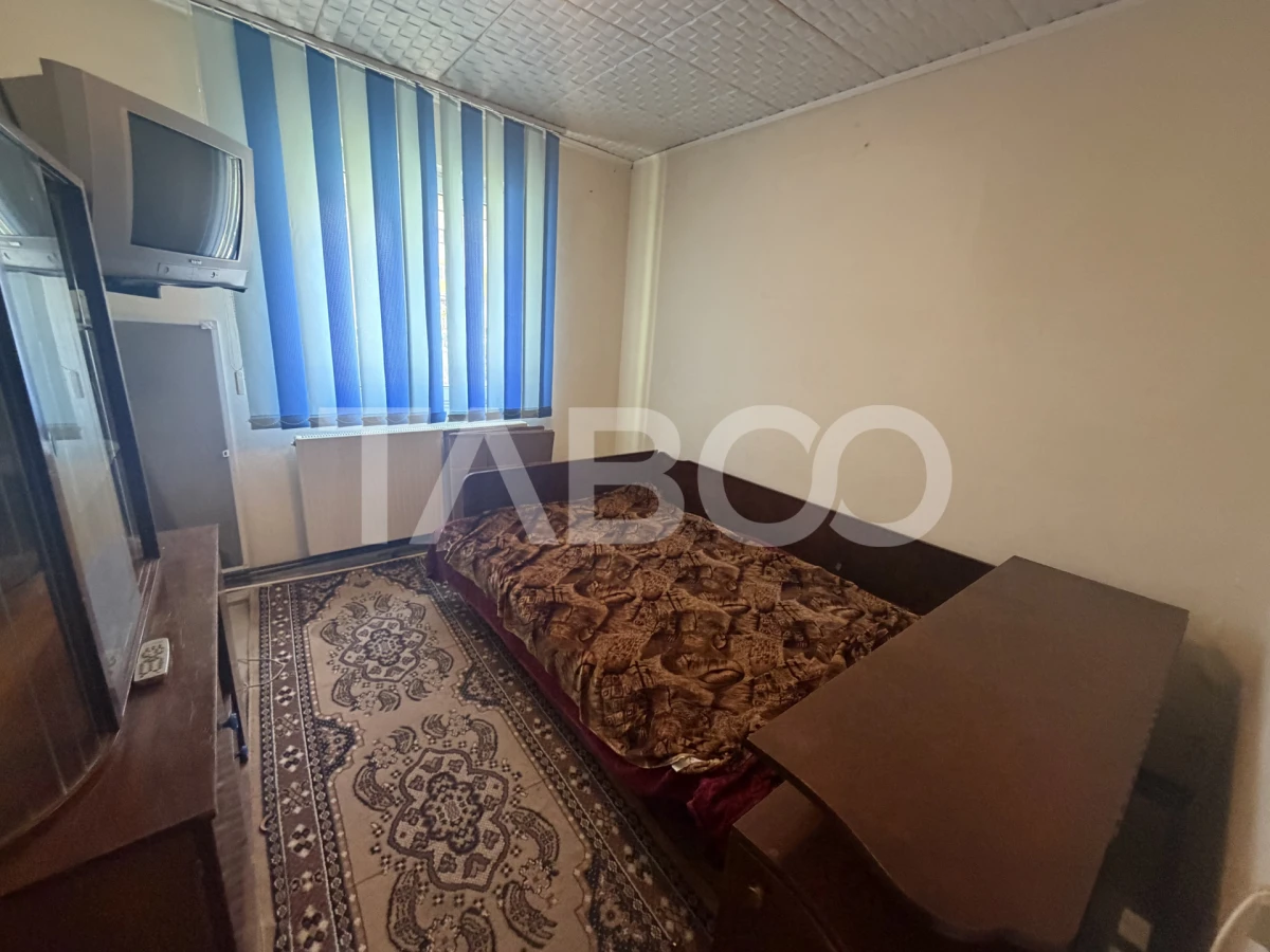 Apartament semidecomandat 37mpu 2 camere boxa la subsol balcon Parcare - 3