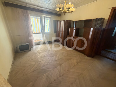 Apartament semidecomandat 37mpu 2 camere boxa la subsol balcon Parcare