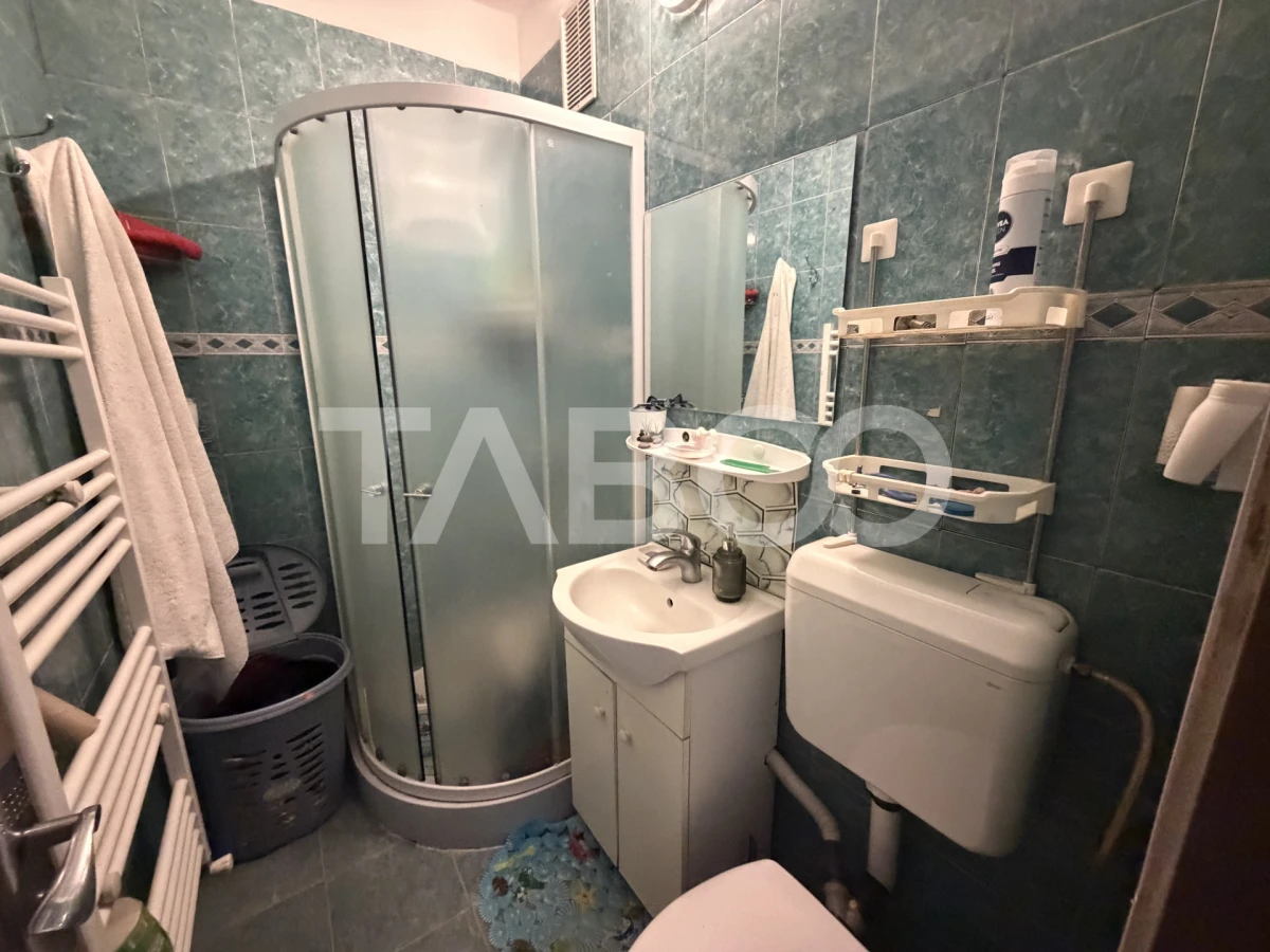 Apartament de inchiriat 2 camere semidecomandat etaj 4 mobilat utilat - 7