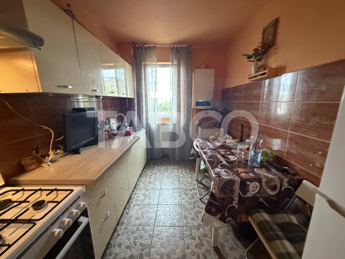 Apartament de inchiriat 2 camere semidecomandat etaj 4 mobilat utilat - 5