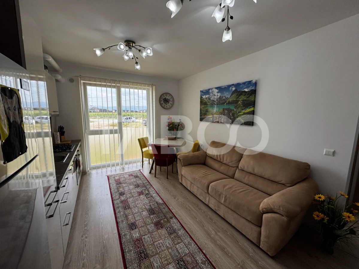 Apartament 2 camere de vanzare 38mpu si boxa zona Turnisor Sibiu - 4
