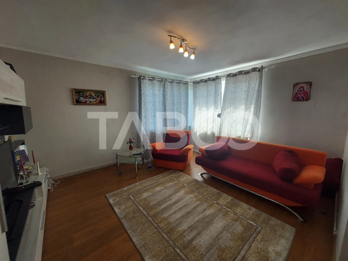 Casa de vanzare teren 950 mp deschidere 21 m in zona Calea Poplacii - 8