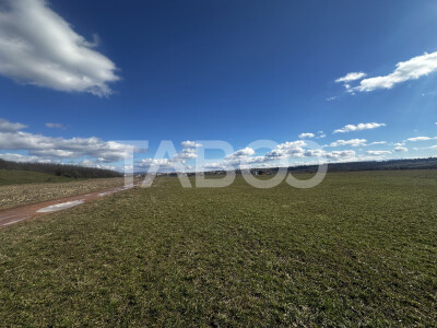 Teren de vanzare 2200 mp cu deschidere de 28 ml in Sibiu