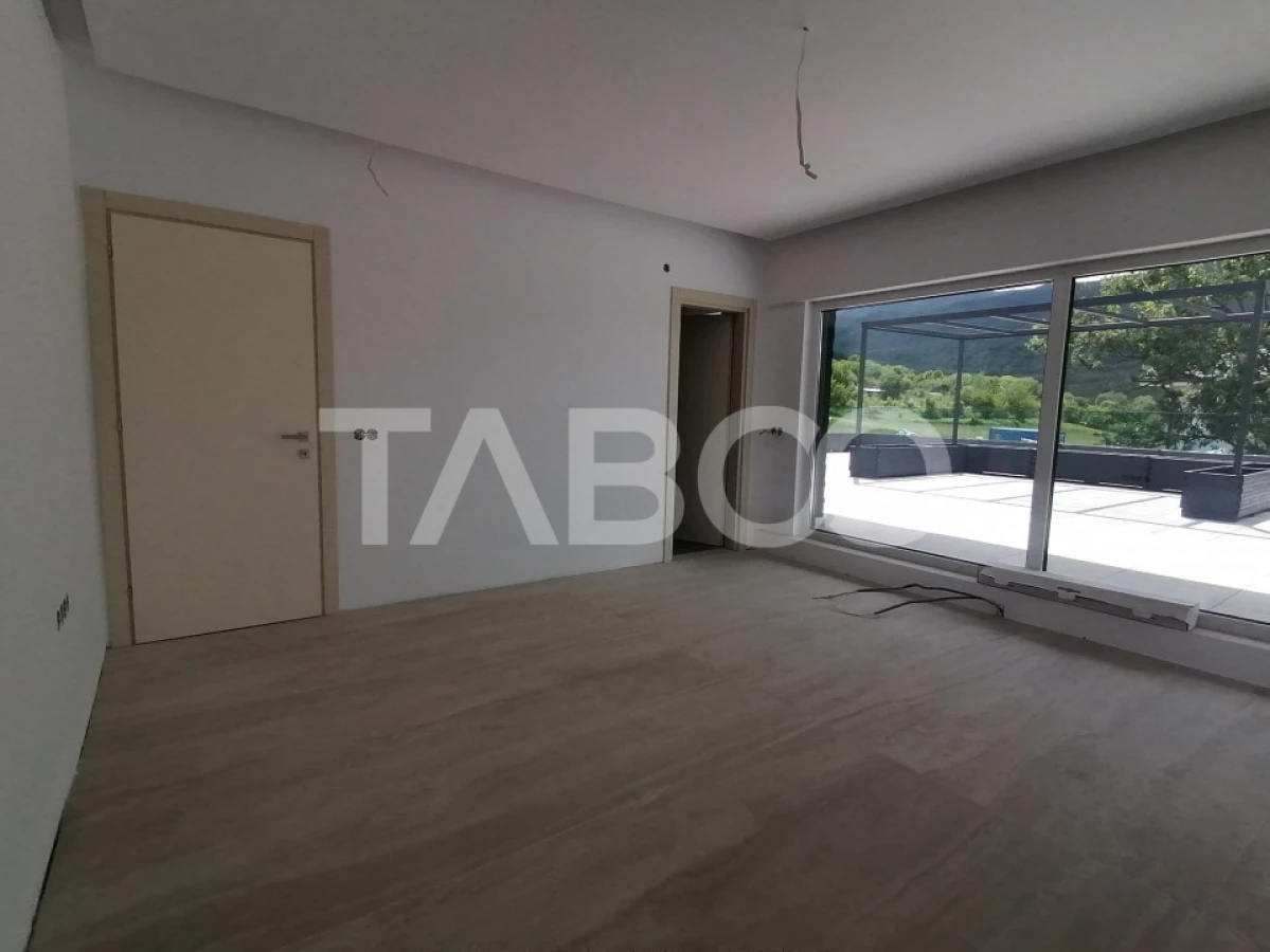 Casa moderna cu 5 camere, piscina si priveliste superba, Cisnadie - 6
