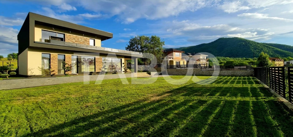 Casa moderna cu 5 camere, piscina si priveliste superba, Cisnadie - 1