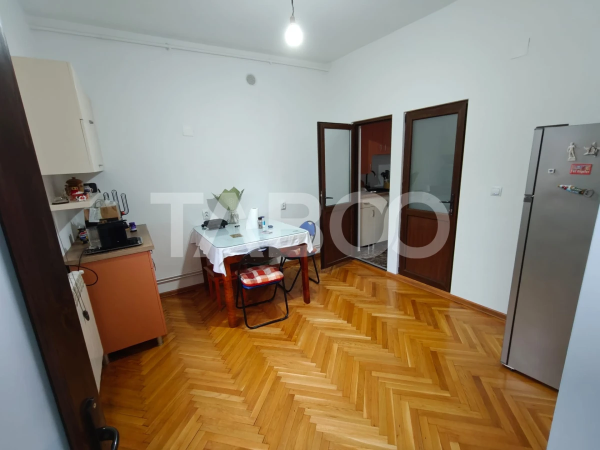 Apartament modern 2 camere garaj acces auto Centru Istoric - 10
