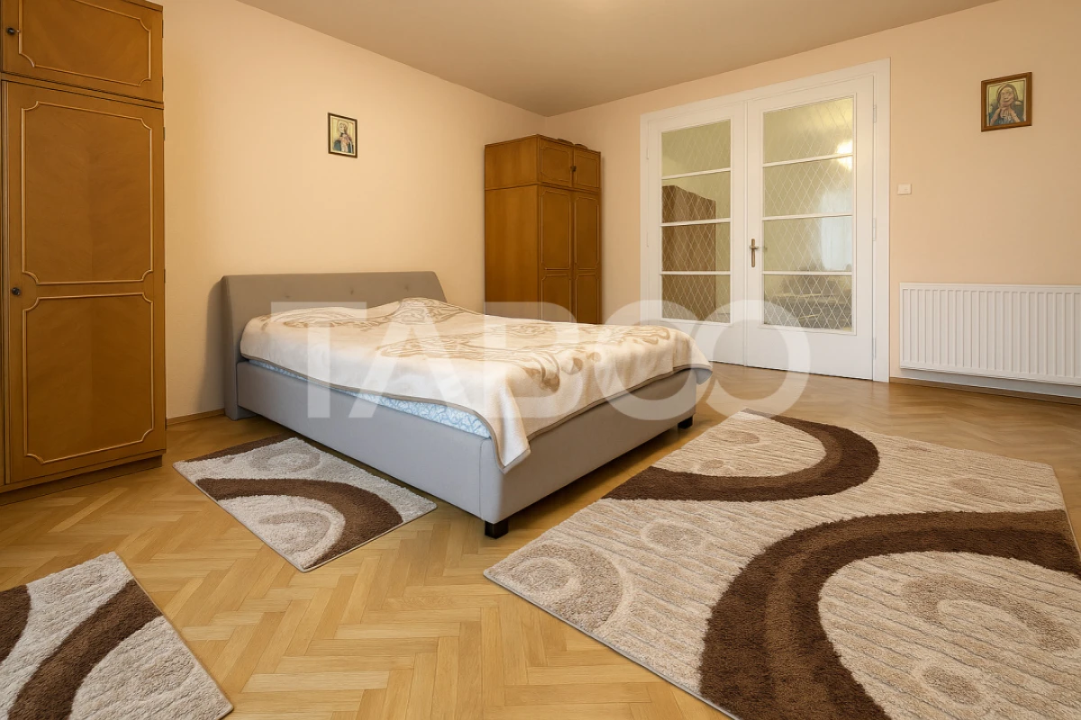 Apartament spatios de vanzare cu 3 camere la etajul 1 in Orasul de Jos - 3