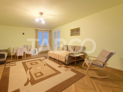 Apartament spatios de vanzare cu 3 camere la etajul 1 in Orasul de Jos