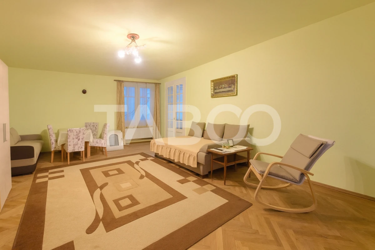 Apartament spatios de vanzare cu 3 camere la etajul 1 in Orasul de Jos - 1