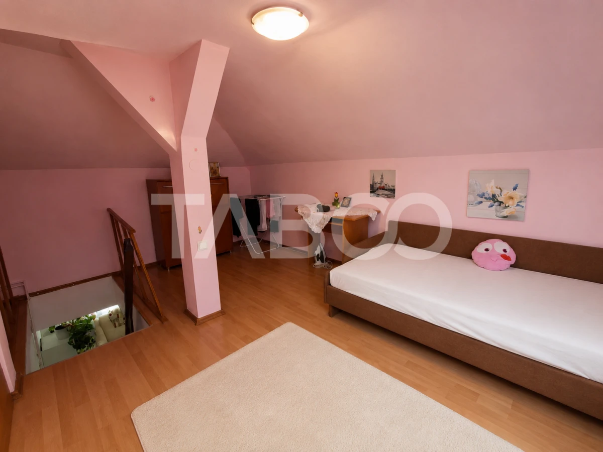 Apartament cu 3 camere de vanzare - mansarda Vasile Aaron - intabulata - 10