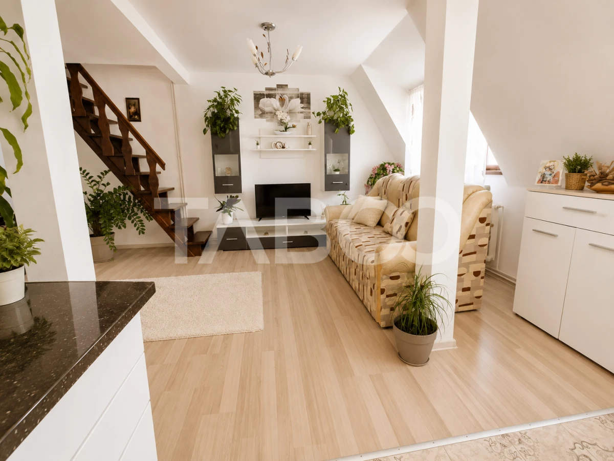 Apartament cu 3 camere de vanzare - mansarda Vasile Aaron - intabulata - 5