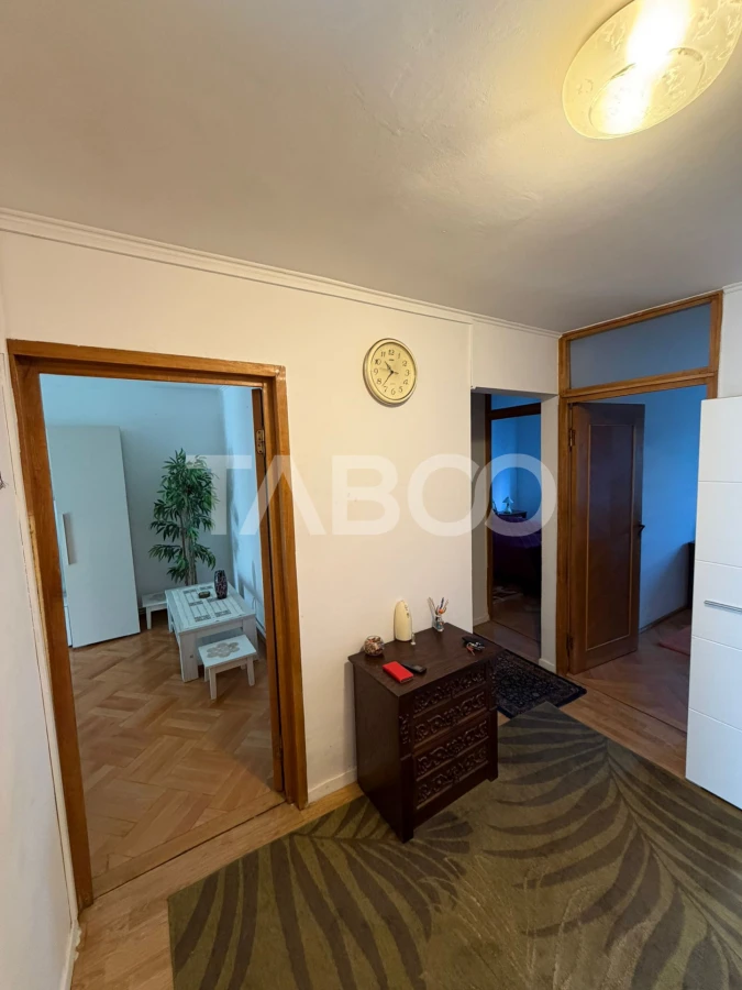 Apartament 3 camere etaj 1 de inchiriat zona Scoala de Inot Sibiu - 10