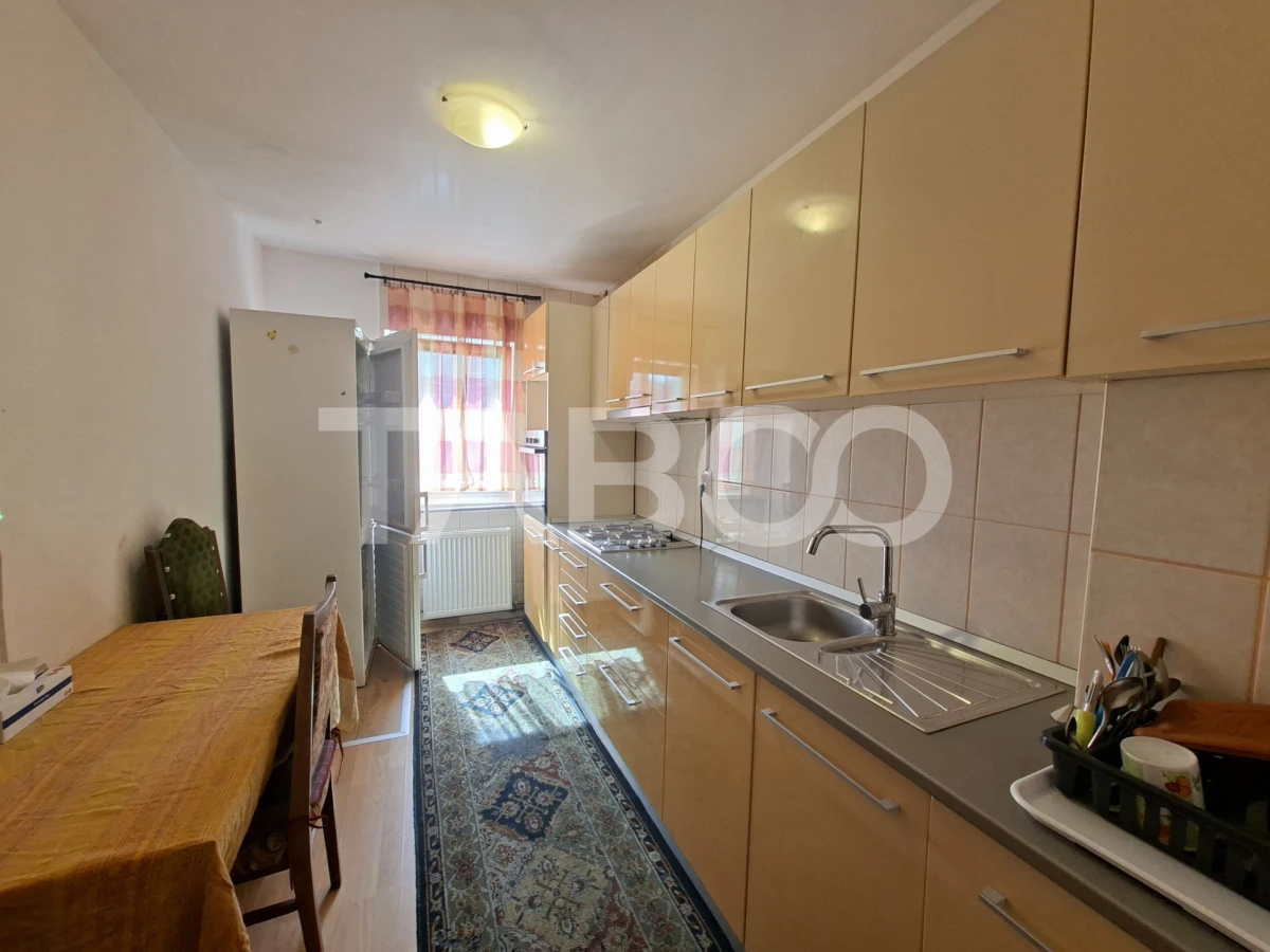 Apartament 3 camere etaj 1 de inchiriat zona Scoala de Inot Sibiu - 7