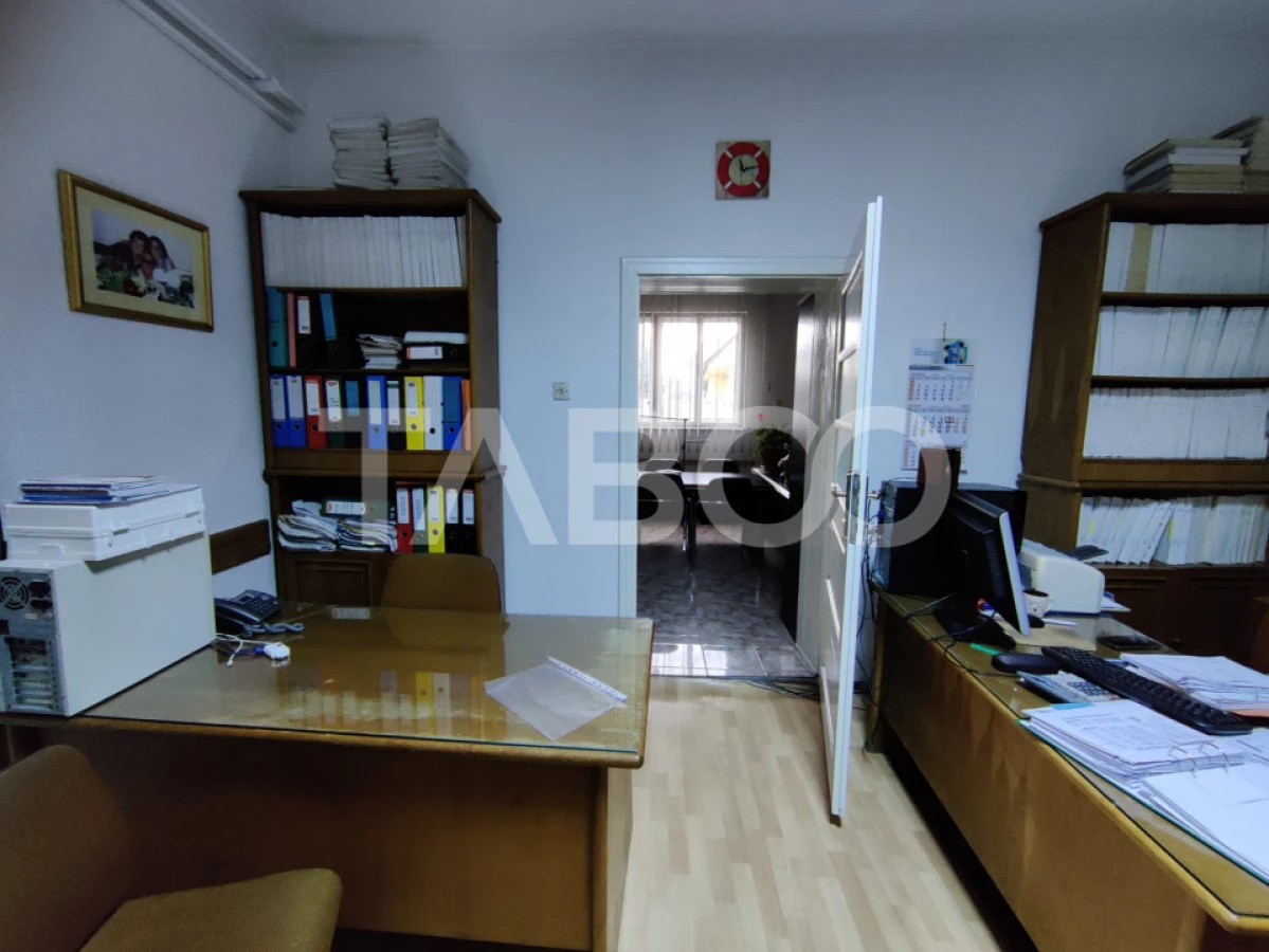 De inchiriat fabrica de productie cu birouri si parcari in Sibiu - 8