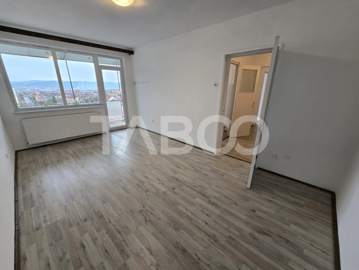 Apartament decomandat de vanzare cu 3 camere balcon zona Mihai Viteazu - 2