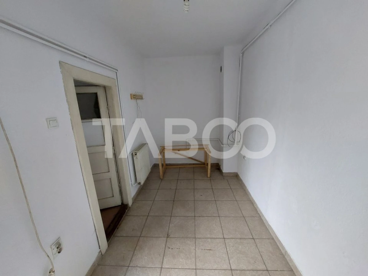Spatiu birou de inchiriat 40 mp compartimentat zona Turnisor Sibiu - 3