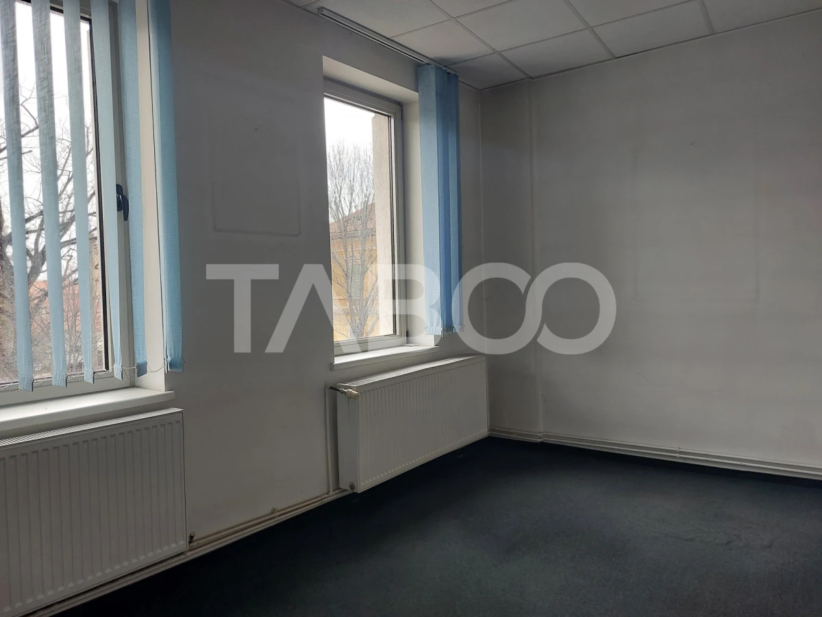 Spatiu de birouri 275 mp 3 camere etaj 1 autorizat ISU Sibiu - 9