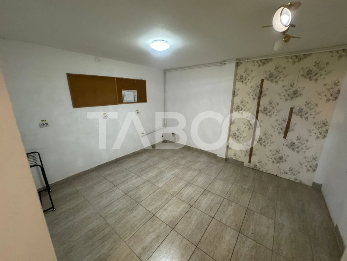 Spatiu comercial de inchiriat 3 camere 80 mpu Calea Dumbravii Sibiu - 3