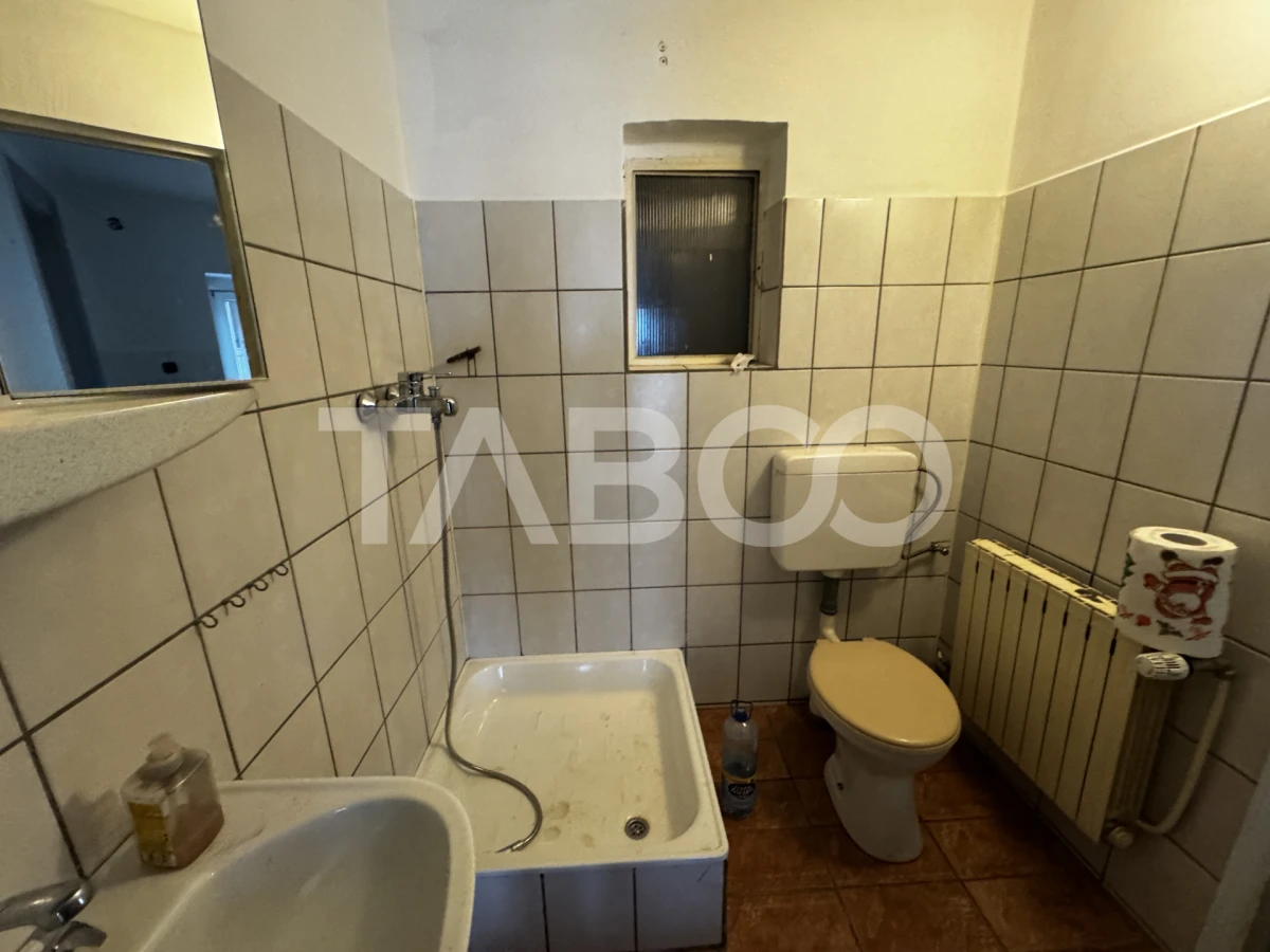 Spatiu comercial 50 mp de inchiriat in centrul Cristianului cu vad bun - 4