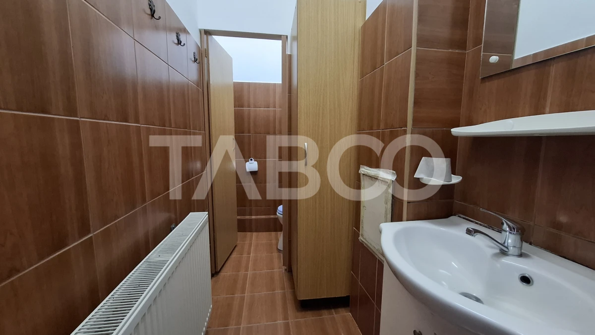 Spatiu comercial 120 mpu cu vitrina 8m si vad pietonal Valea Aurie - 9
