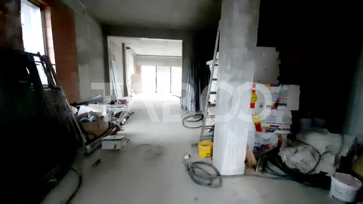 Spatiu comercial de vanzare cu vad pietonal si auto Turnisor Sibiu - 5