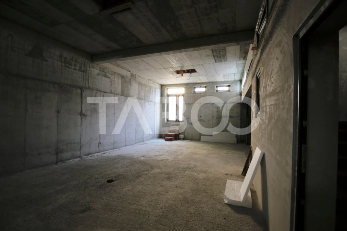 Spatiu comercial nou de inchiriat 270mp zona centrala Sibiu - 9