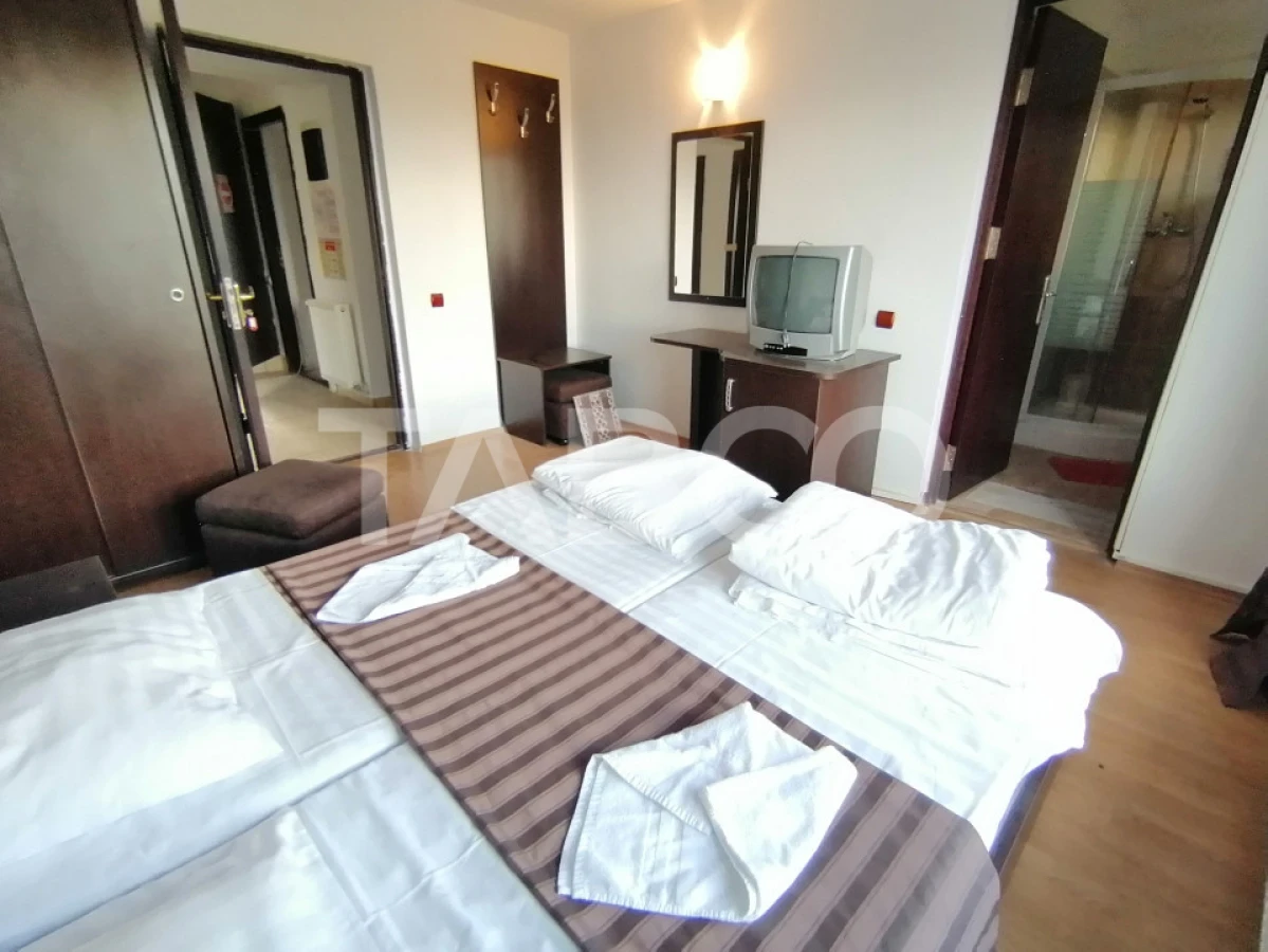 Pensiune 13 camere 16 bai sauna piscina si teren 1565 mp Cisnadioara - 9