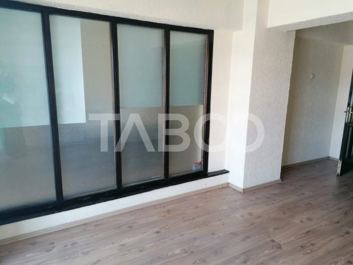 Spatiu de birouri de vanzare 268 mpu etaj 1 zona Turnisor Sibiu - 6