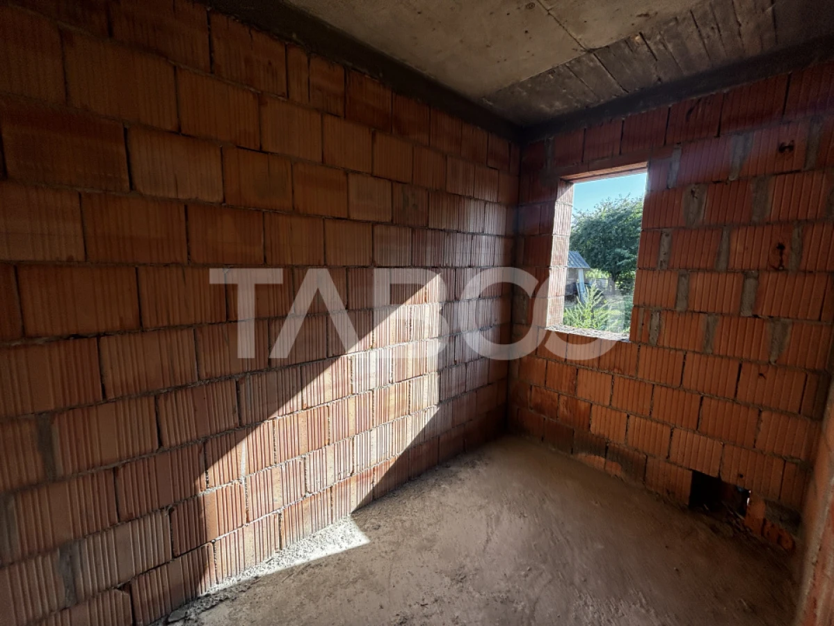 Casa de vanzare individuala constructie noua 2025 Sura Mare - 9