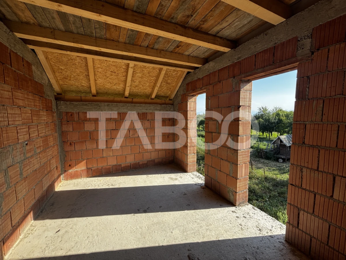 Casa de vanzare individuala constructie noua 2025 Sura Mare - 8