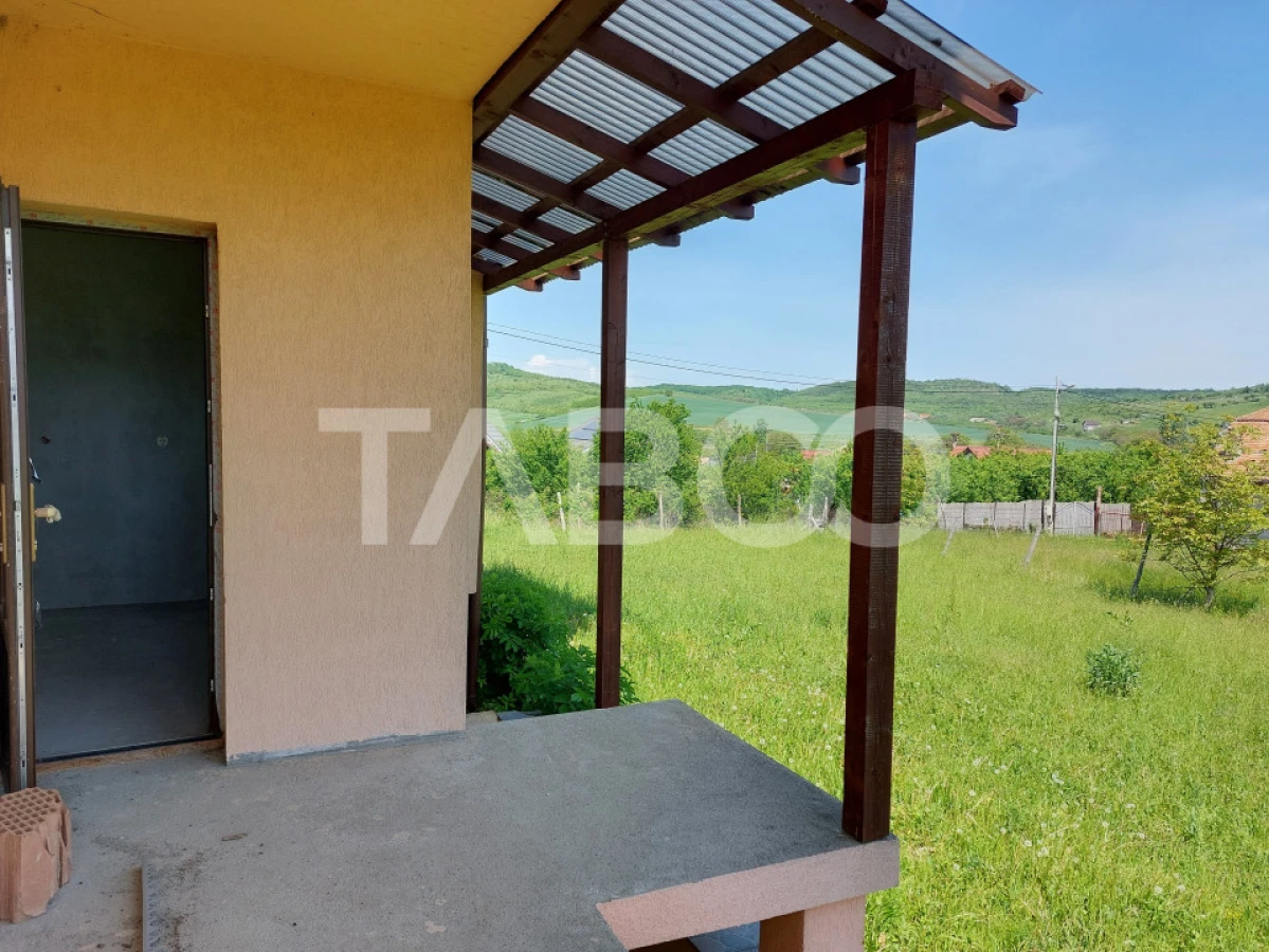 Casa de vanzare cu teren 2000 mp 5 camere Sura Mare Hamba Sibiu - 7