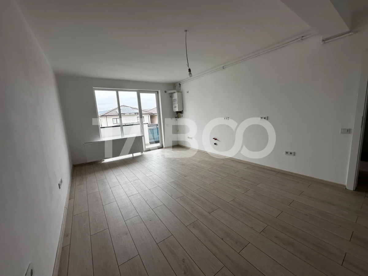 COMISION 0 -Apartament de vanzare 61 mpu 2 camere balcon orientare S - 2