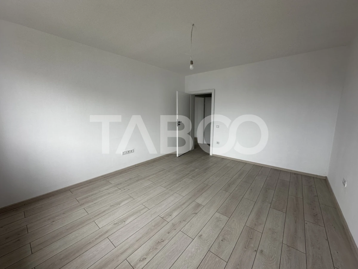 Apartament decoamandat 2 camere 71 mpu dressing balcon Selimbar etaj 1 - 3