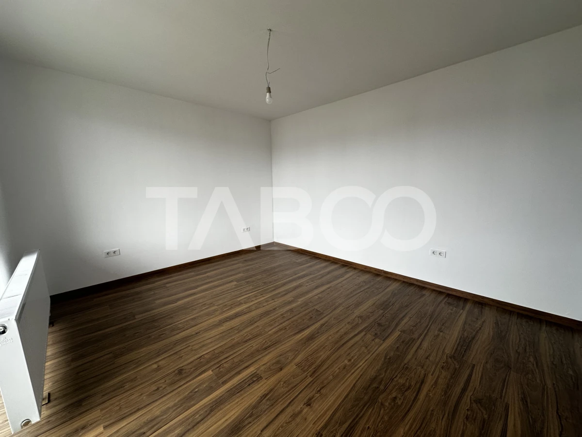 Apartament 2 camere decomandate balcon loc de parcare orientare sudica - 2