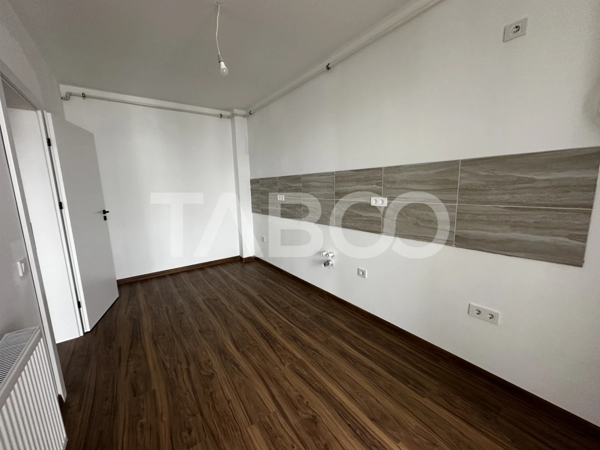 Apartament de vanzare 3 camere 2 bai 1 logie 1 balcon loc de parcare - 5