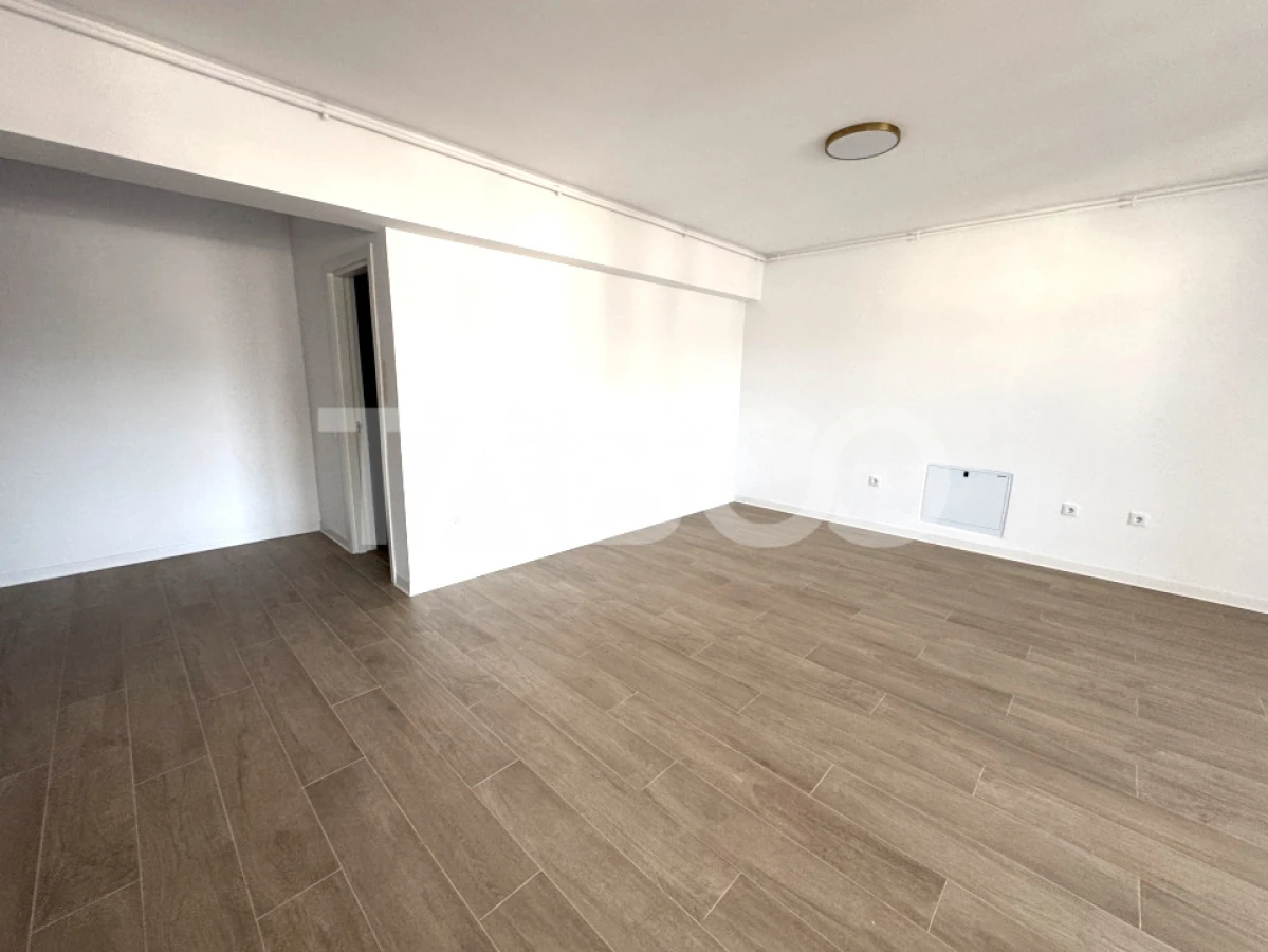 Apartament la cheie 54 mpu 2 camere balcon parcare Doamna Stanca - 5