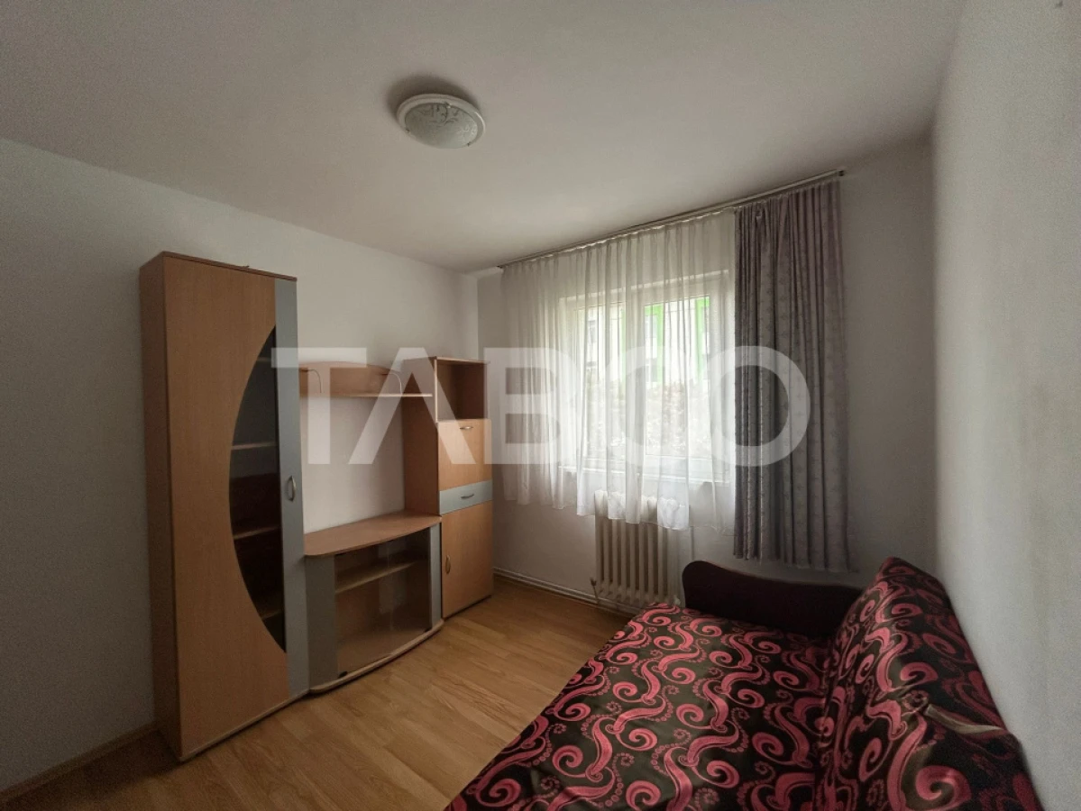 Apartament 60 mpu 3 camere cu balcon si pivnita in zona Mihai Viteazu - 2