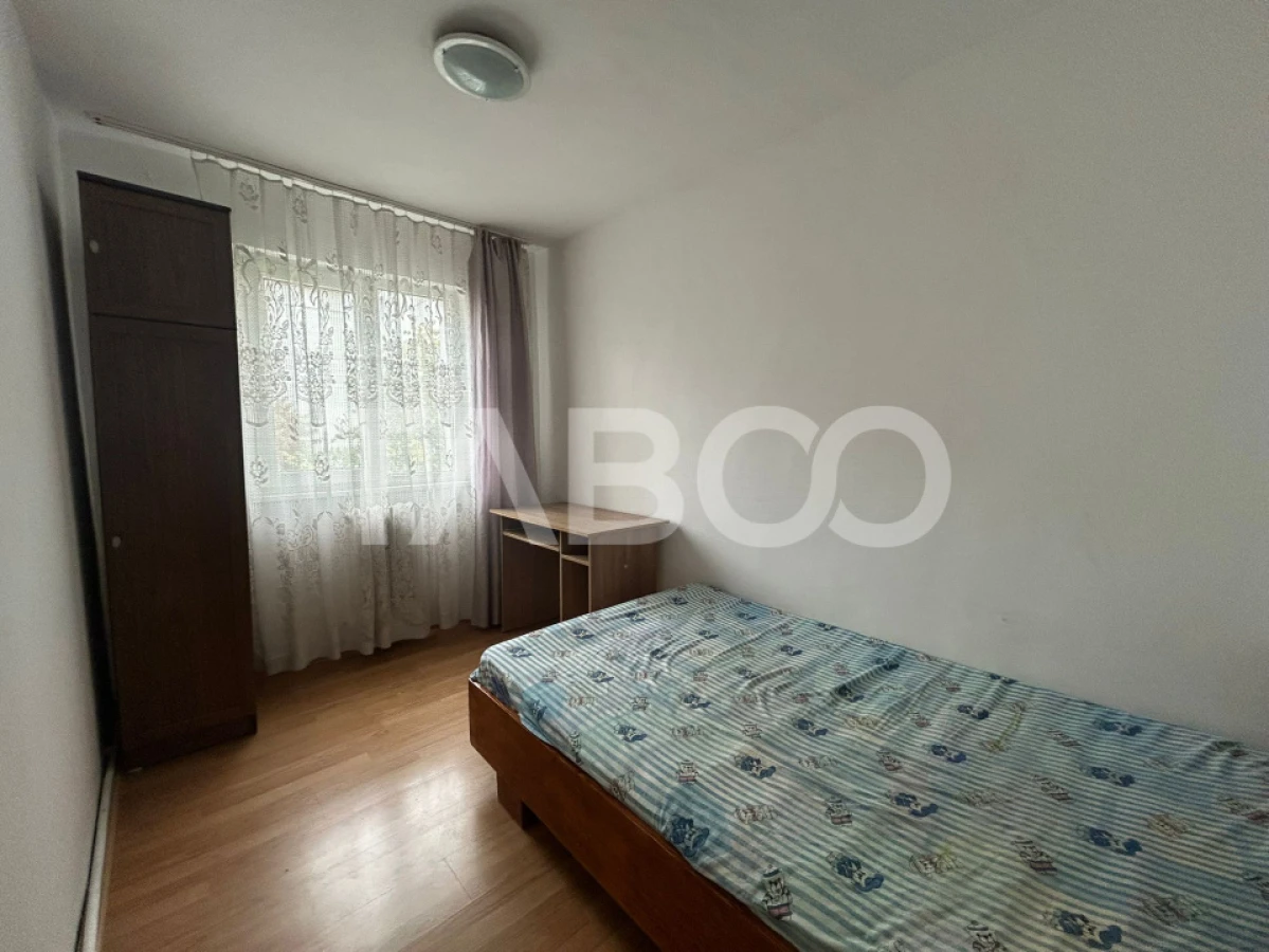 Apartament 60 mpu 3 camere cu balcon si pivnita in zona Mihai Viteazu - 1