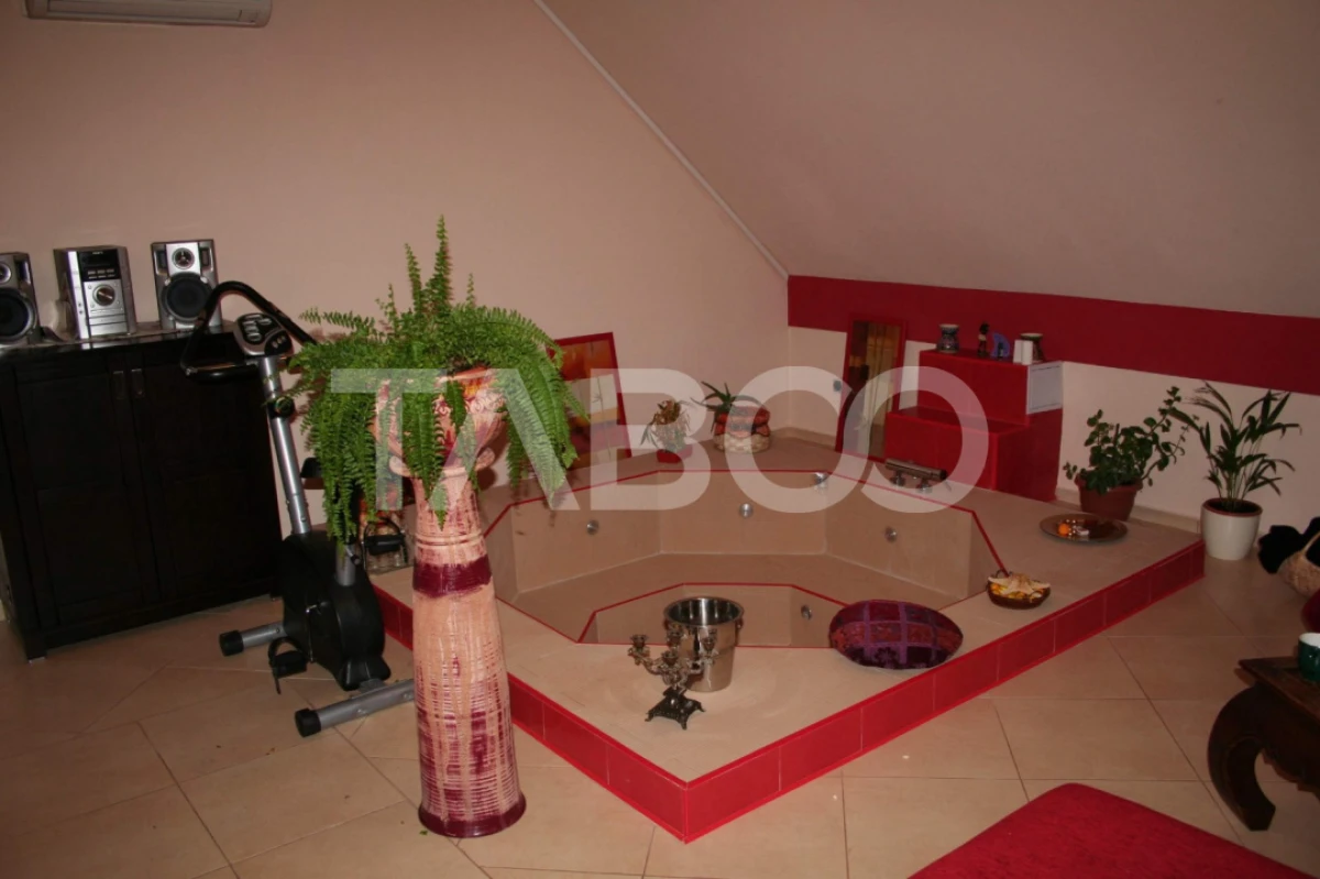 Casa Individuala 290mpu cu garaj teren liber 550m zona Selimbar Sibiu - 6