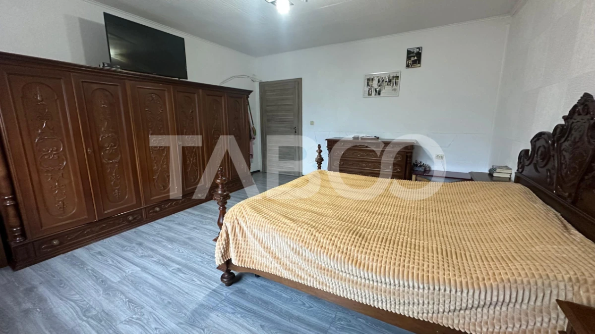 Apartament la casa 4 camere pivnita curte privata zona Lazaret Sibiu - 3