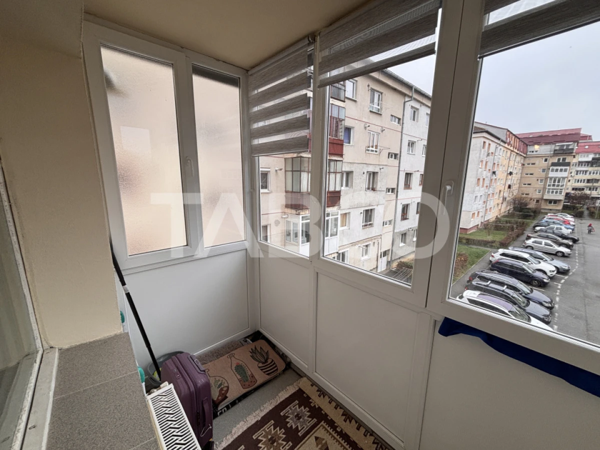 Apartament decomandat 3 camere de vanzare 55mp etaj 2 Valea Aurie - 9
