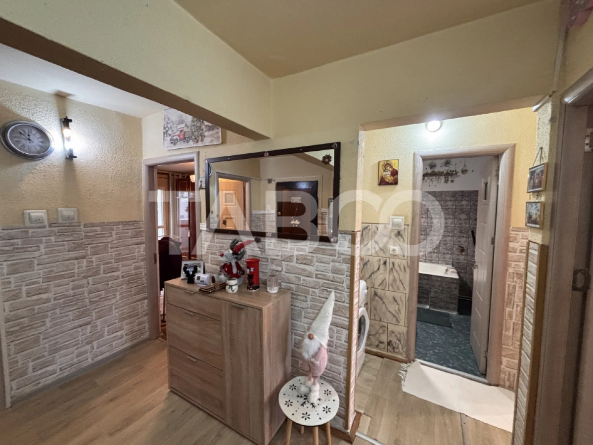 Apartament decomandat 3 camere de vanzare 55mp etaj 2 Valea Aurie - 7