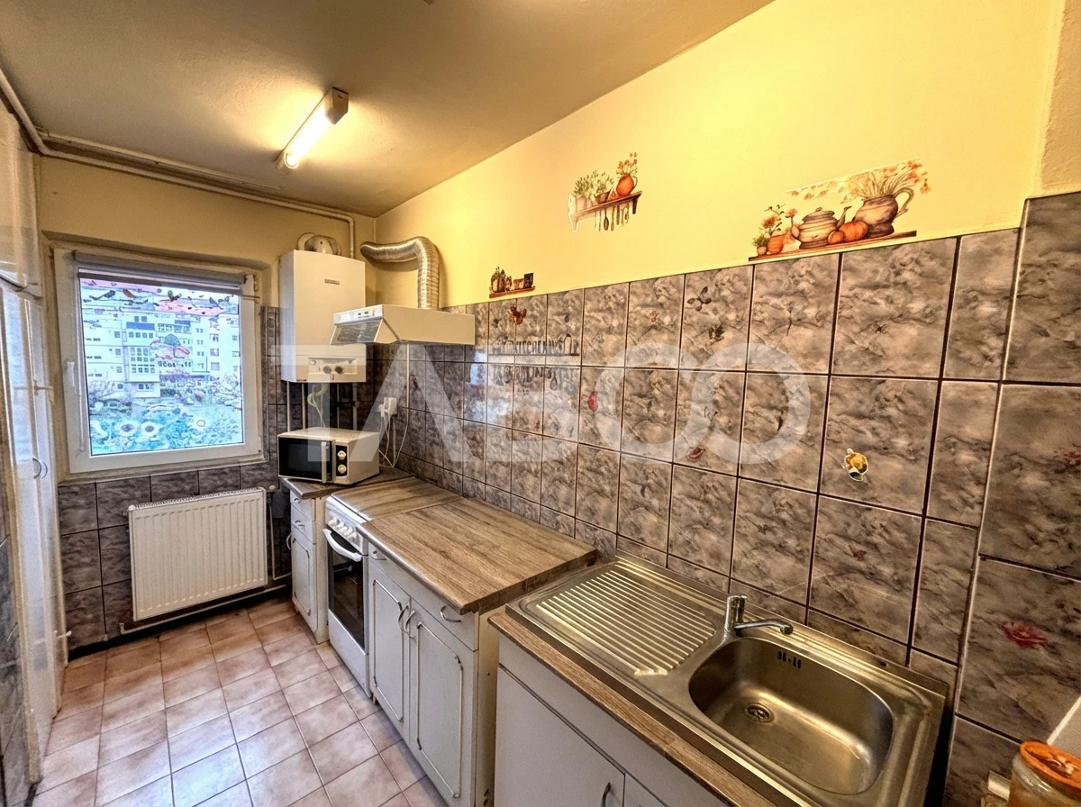 Apartament decomandat 3 camere de vanzare 55mp etaj 2 Valea Aurie - 6