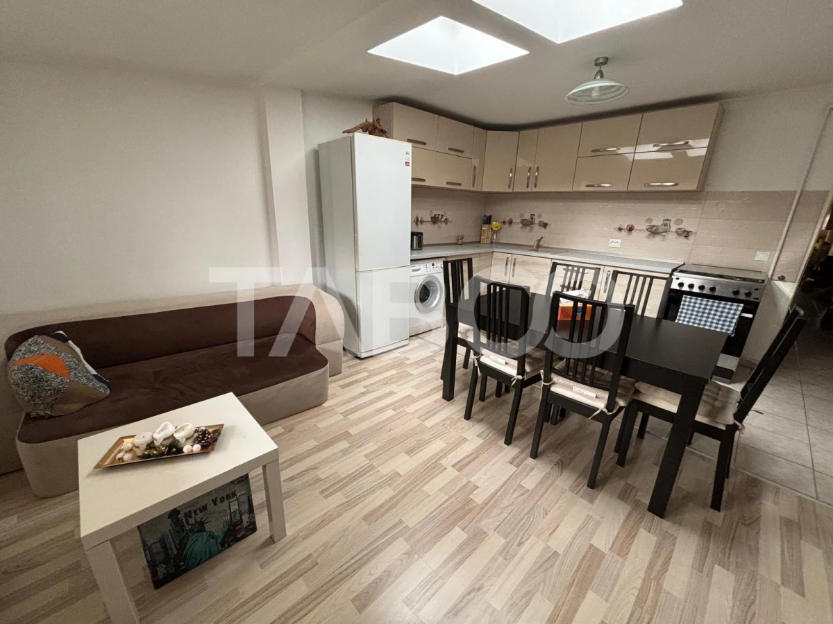 Apartament decomandat 3 camere de vanzare langa Parcul Belvedere - 1