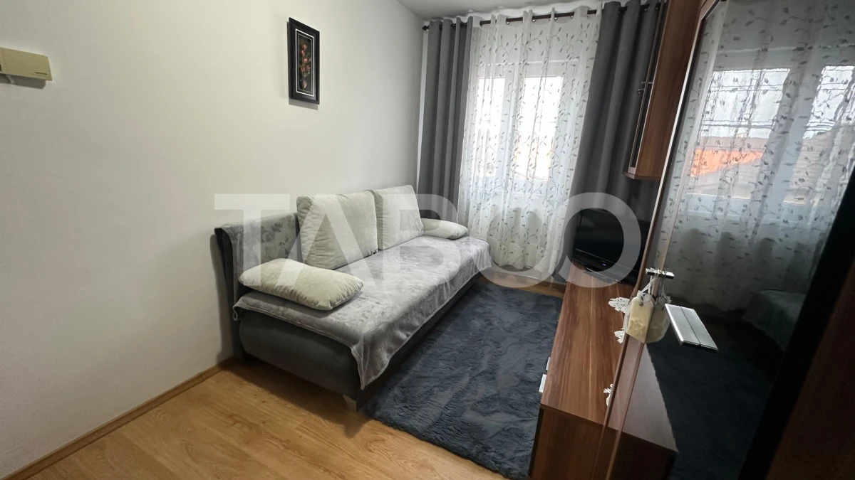 Garsoniera etaj intermediar 1 decomandata de vanzare zona Lupeni Sibiu - 7
