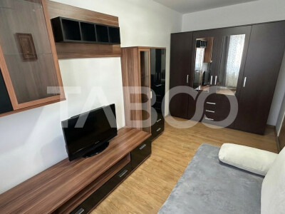 Garsoniera etaj intermediar 1 decomandata de vanzare zona Lupeni Sibiu