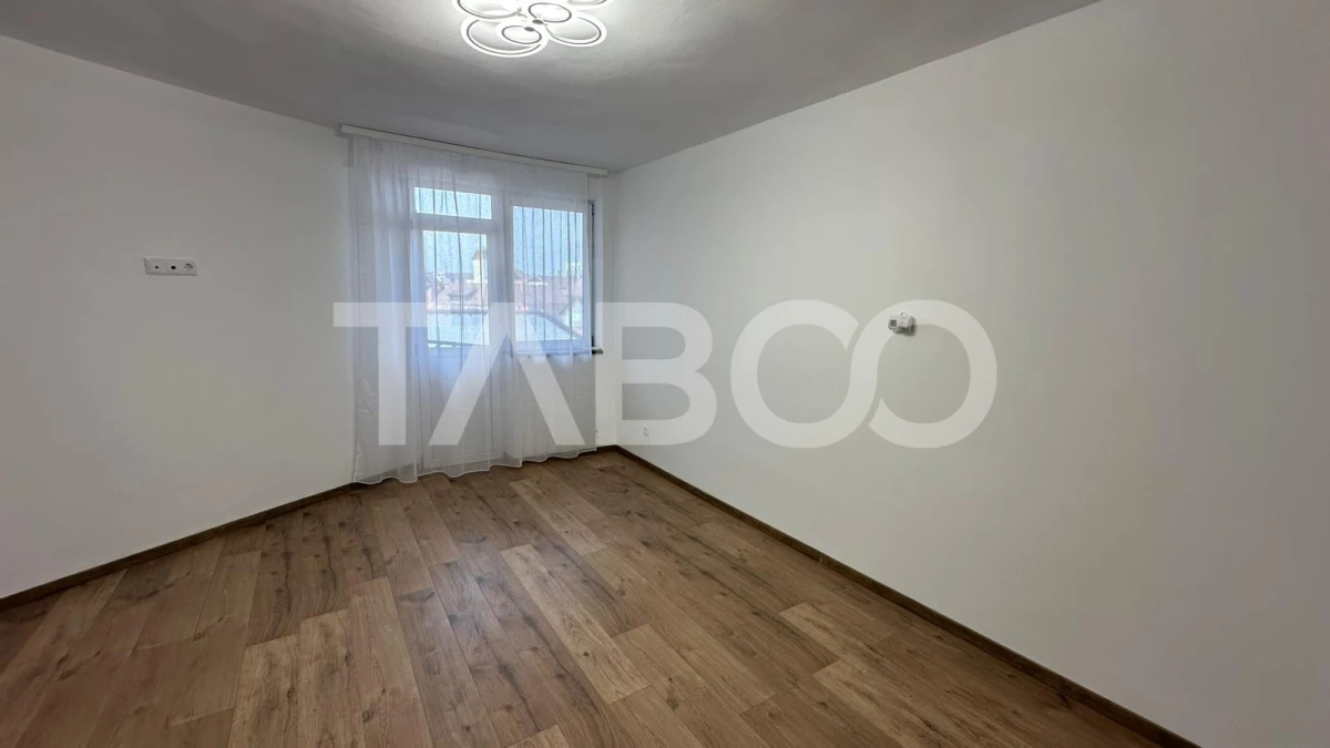 Apartament 2 camere loc de parcare modern balcon zona Turnisor Sibiu - 3