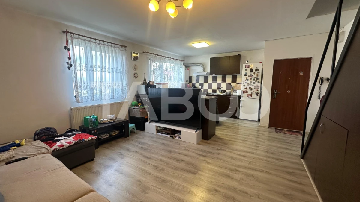 Apartament 4 camere 98 mpu cu balcon zona Terezian Sibiu - 3