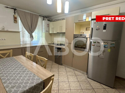 Apartament mobilat utilat 3 camere cu balcon zona Rahovei Sibiu